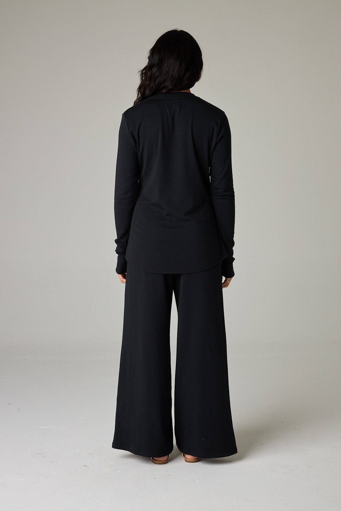 Coal Black – Rich, foundational black