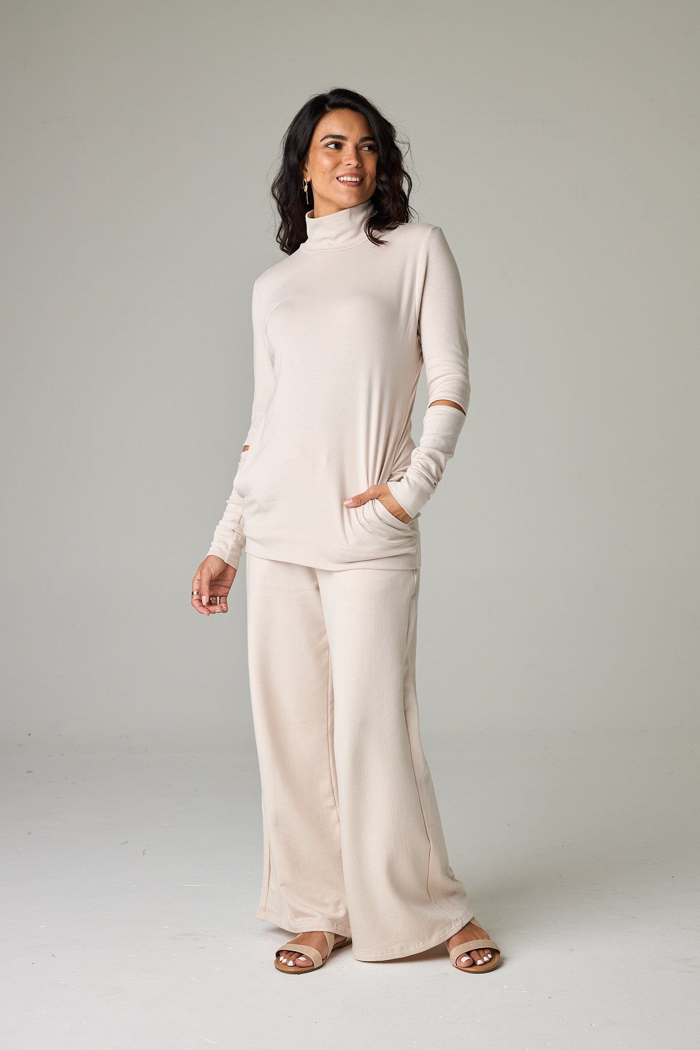 Baikal Wide-Leg Long Pant in Eco-Luxe Fleece | eavolu®