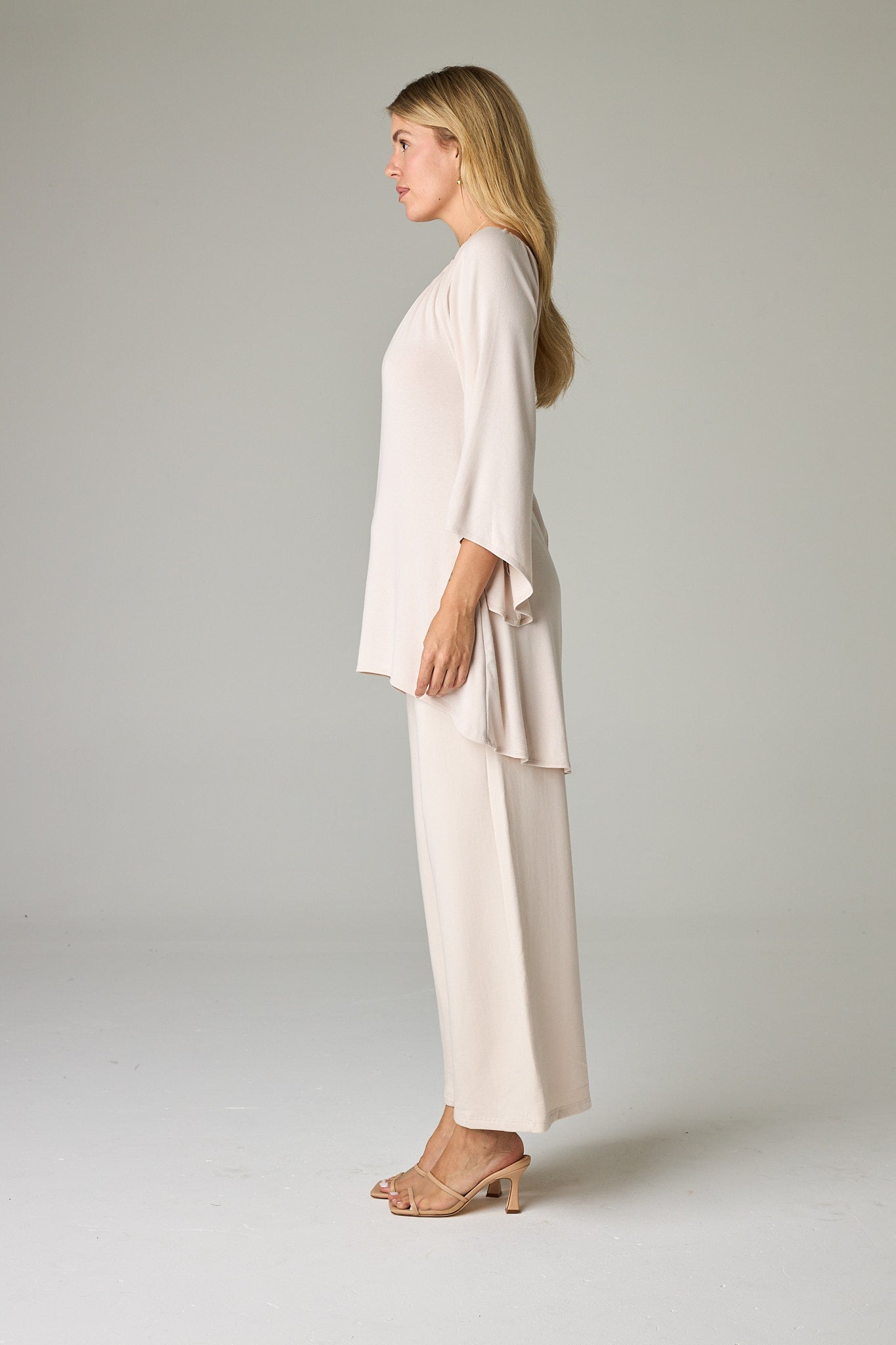 Bone – Refined, soft ivory