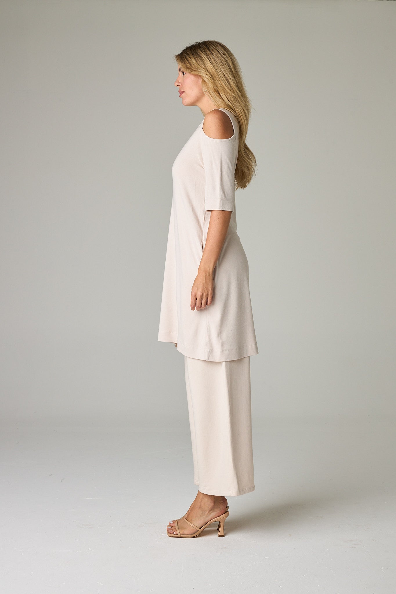 Bone – Refined, soft ivory