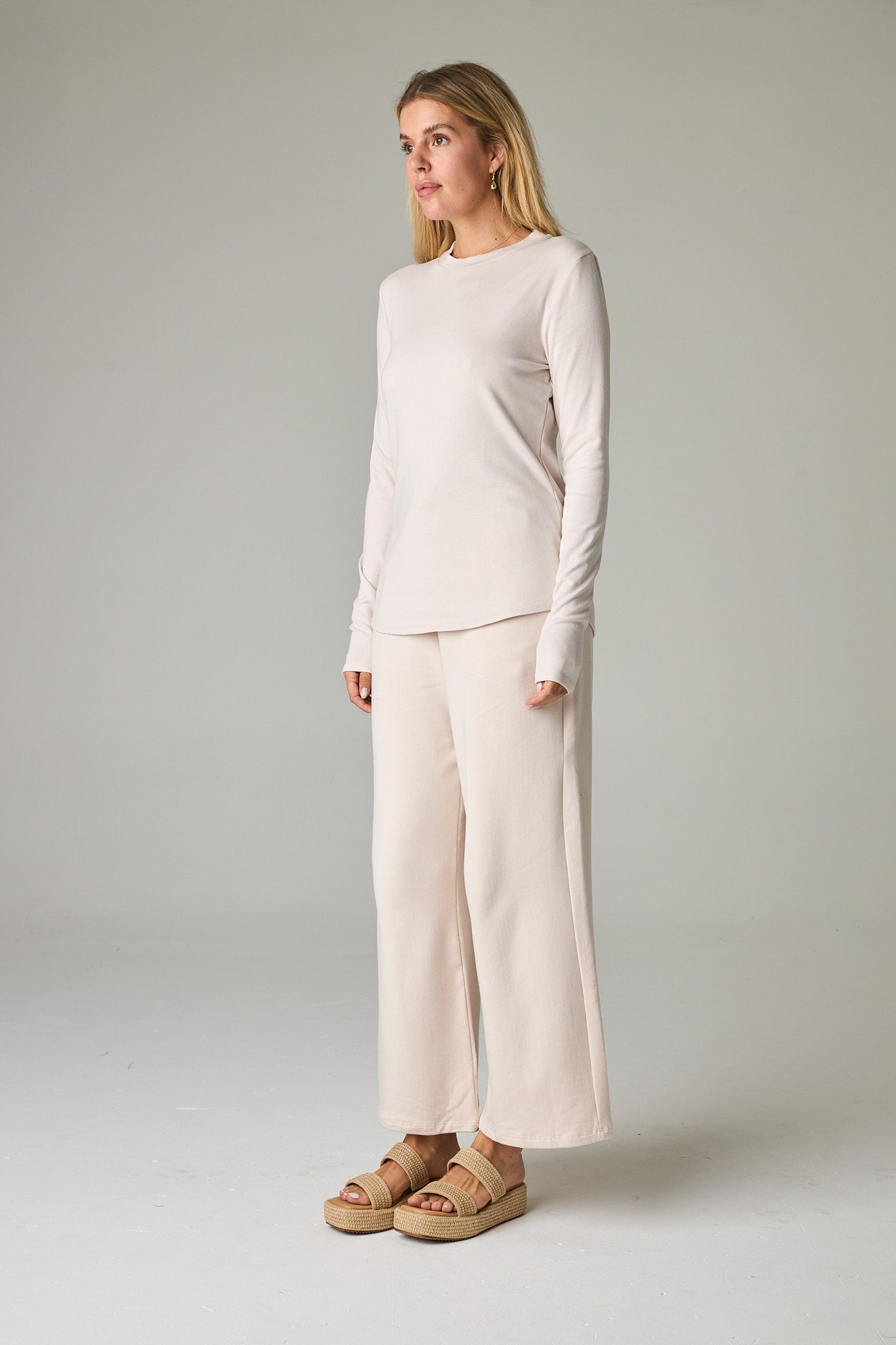 Bone – Refined, soft ivory