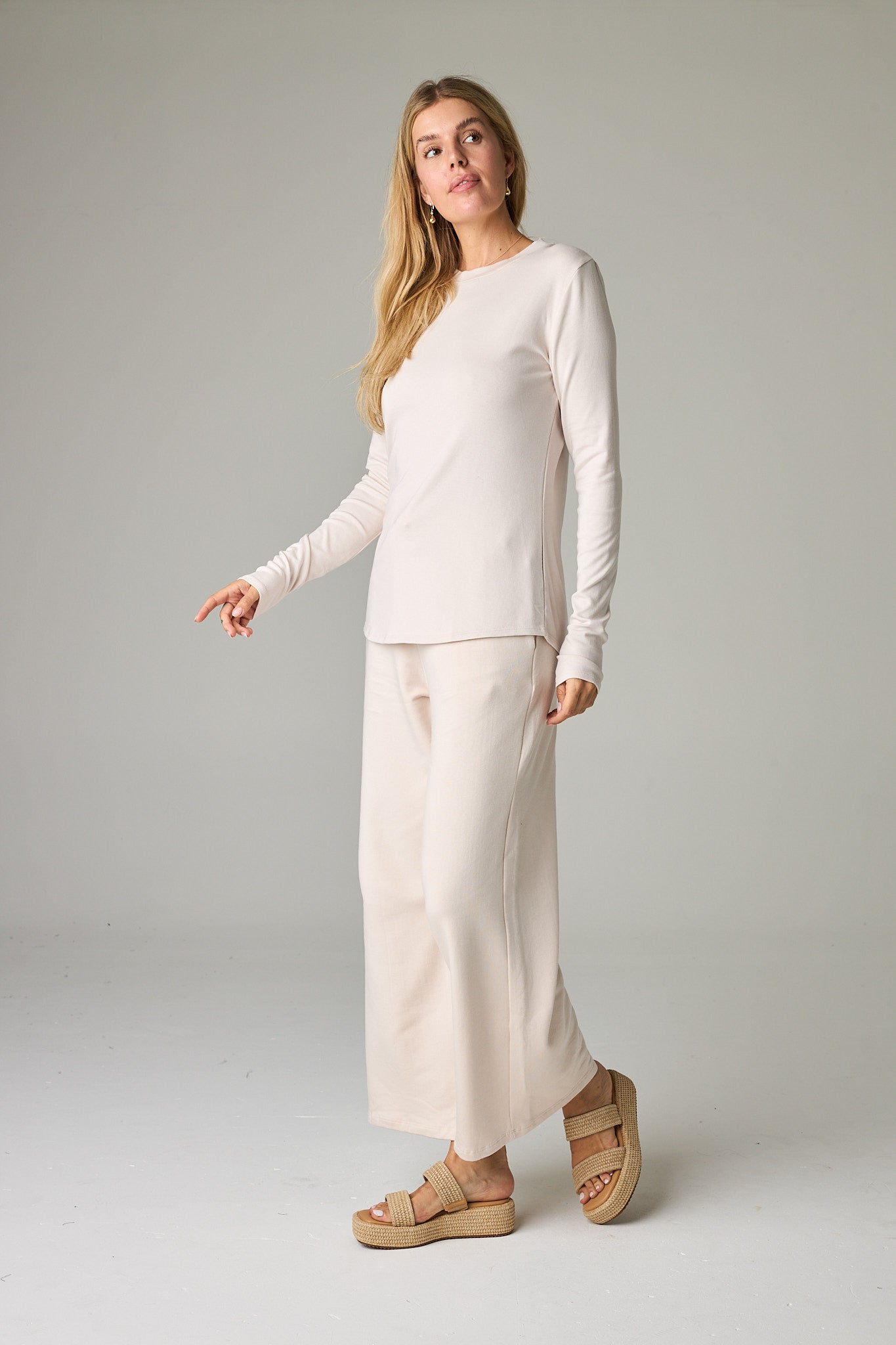 Bone – Refined, soft ivory