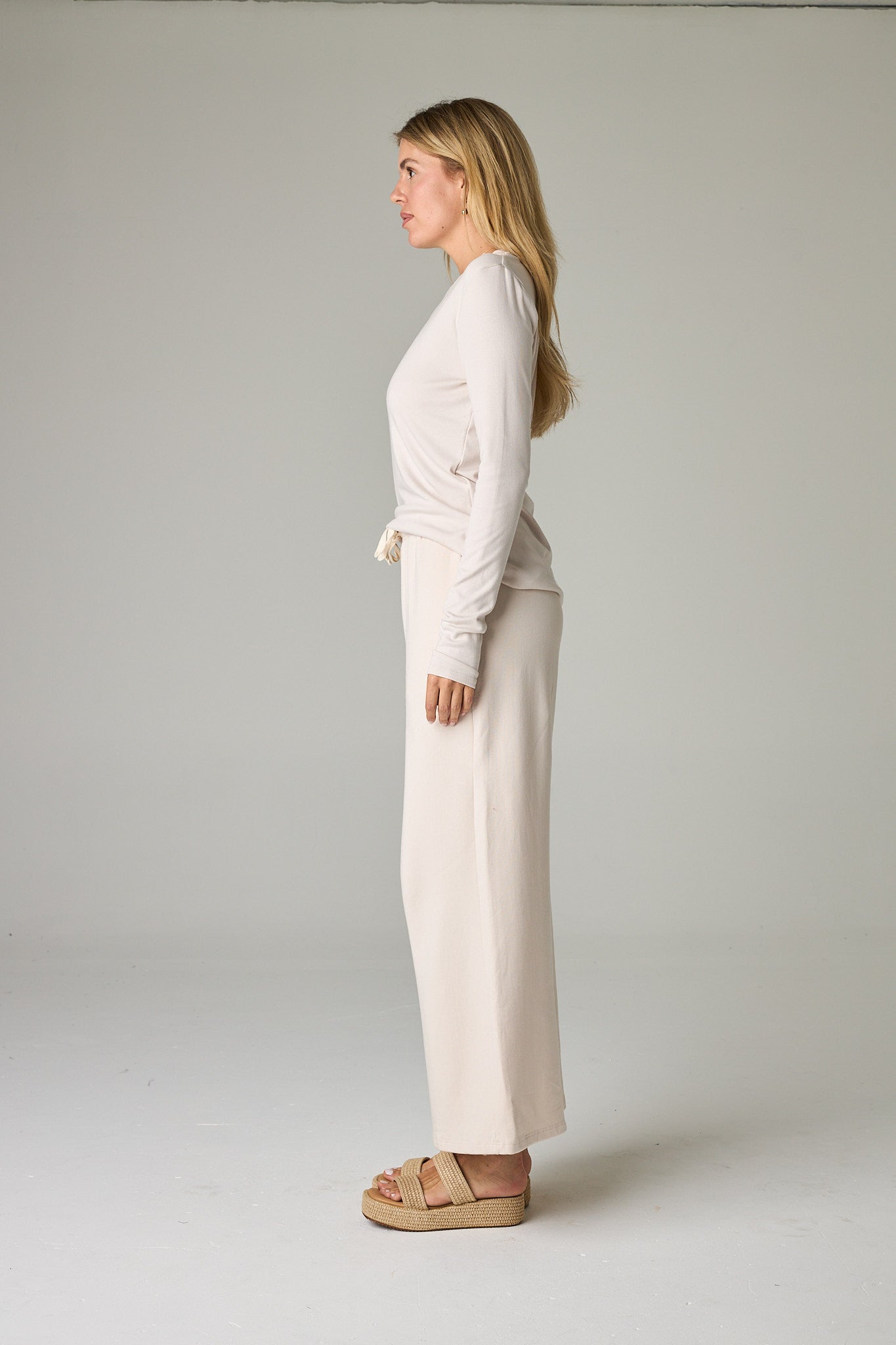 Bone – Refined, soft ivory