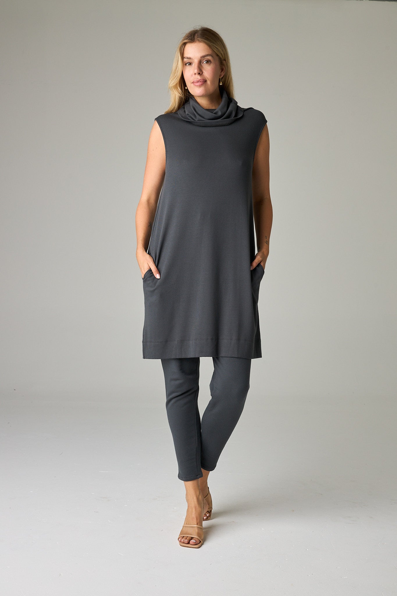 Slate – Cool, versatile grey