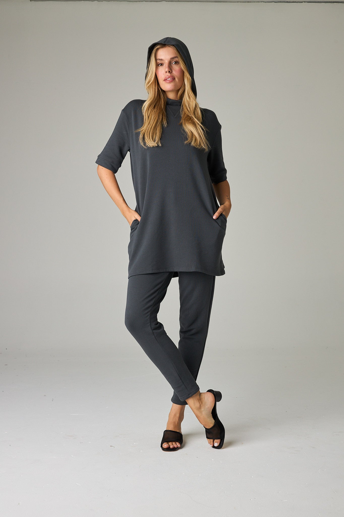 Slate – Cool, versatile grey