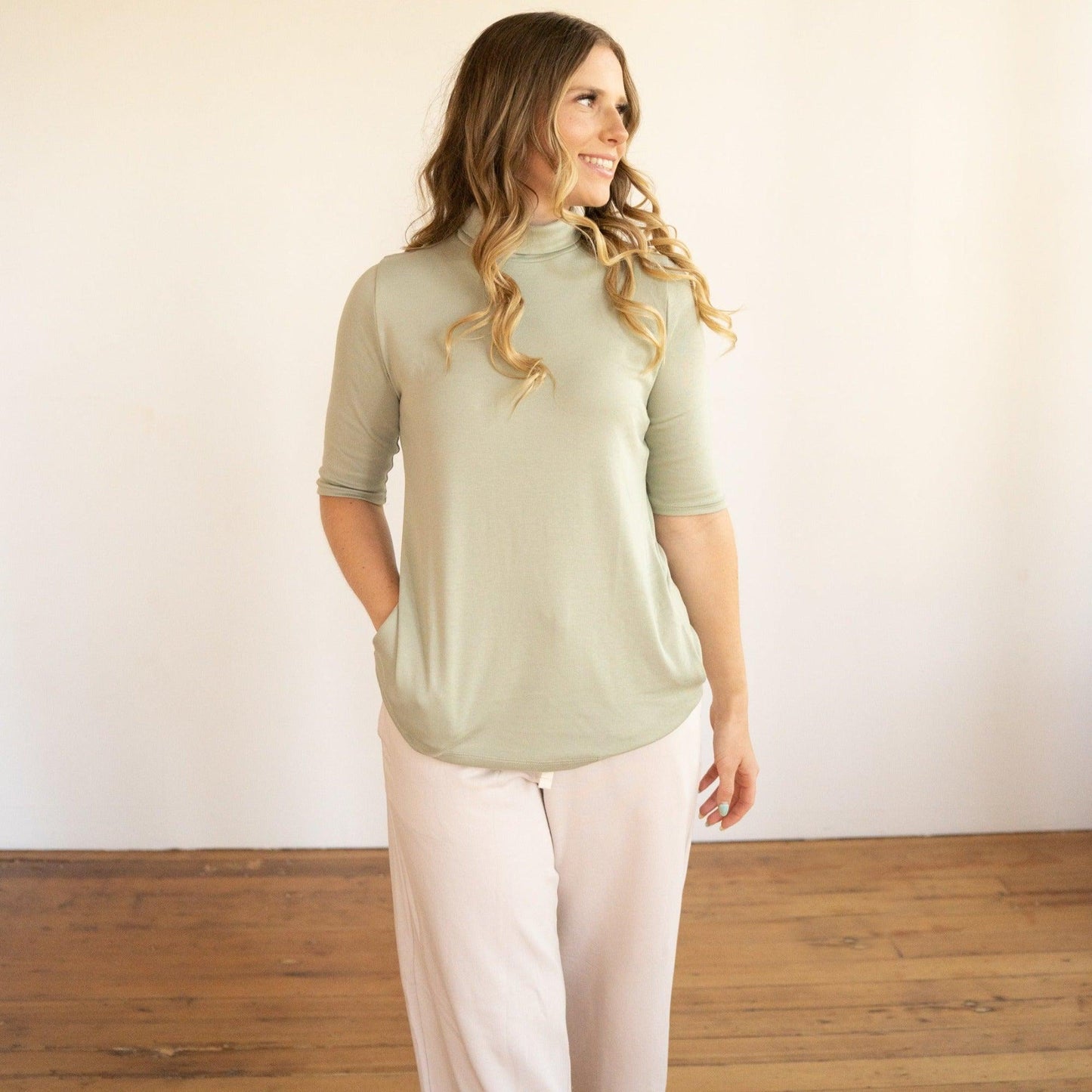 Acadia-Aspen Short Sleeve Mock-Neck Top - eavolu