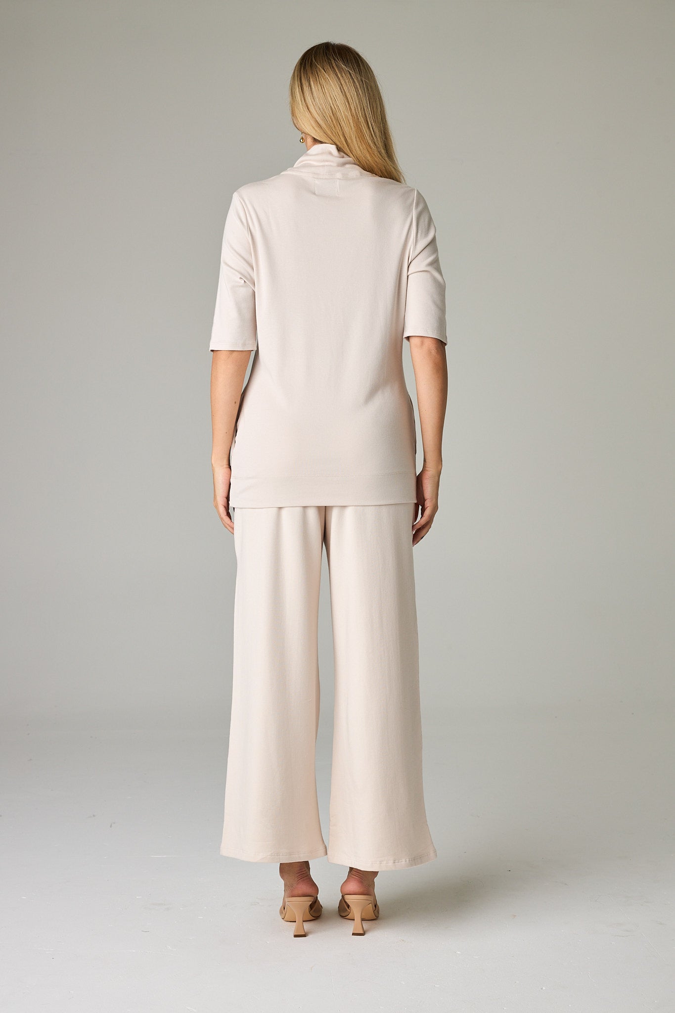 Bone – Refined, soft ivory