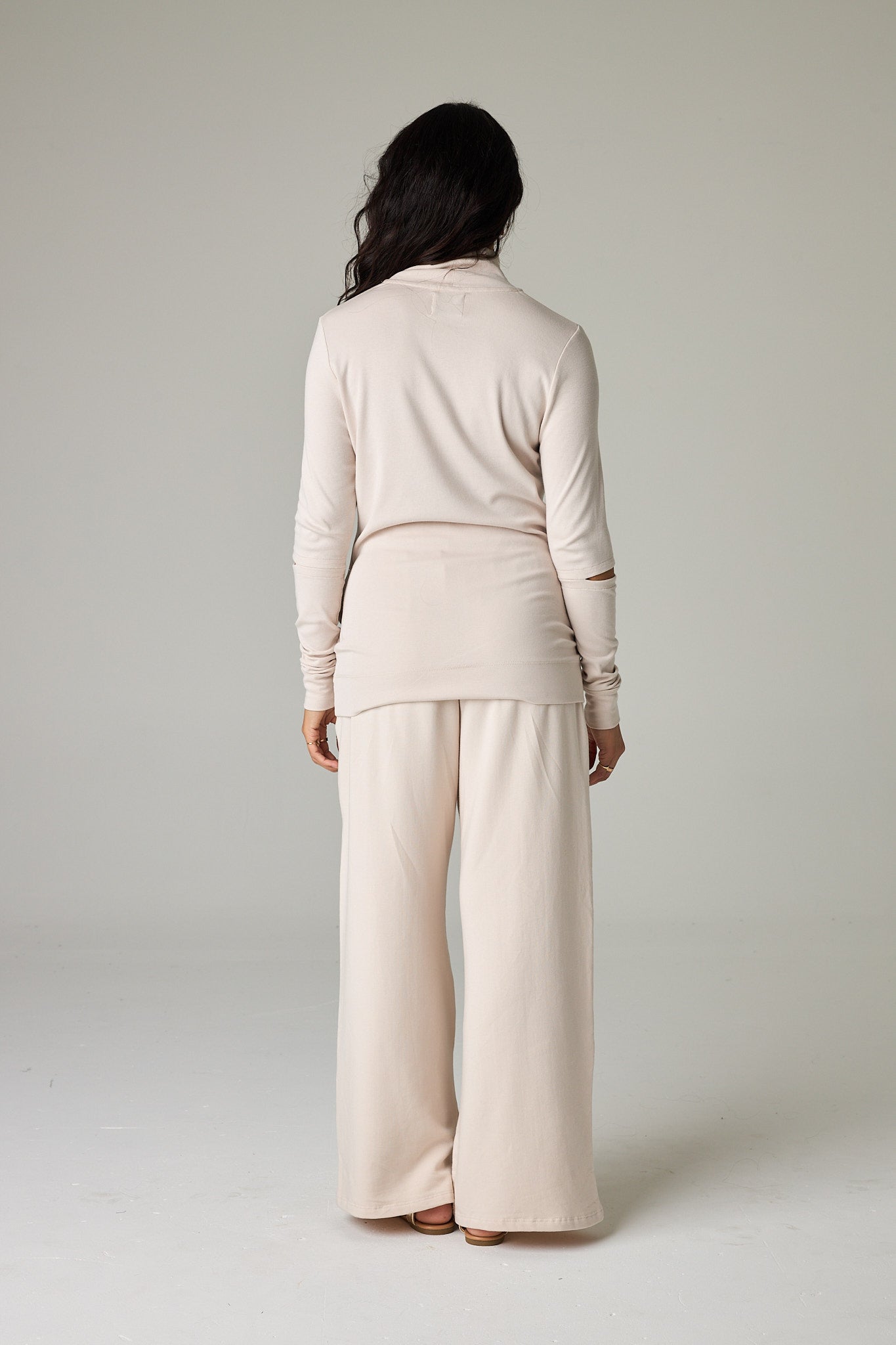 Bone – Refined, soft ivory