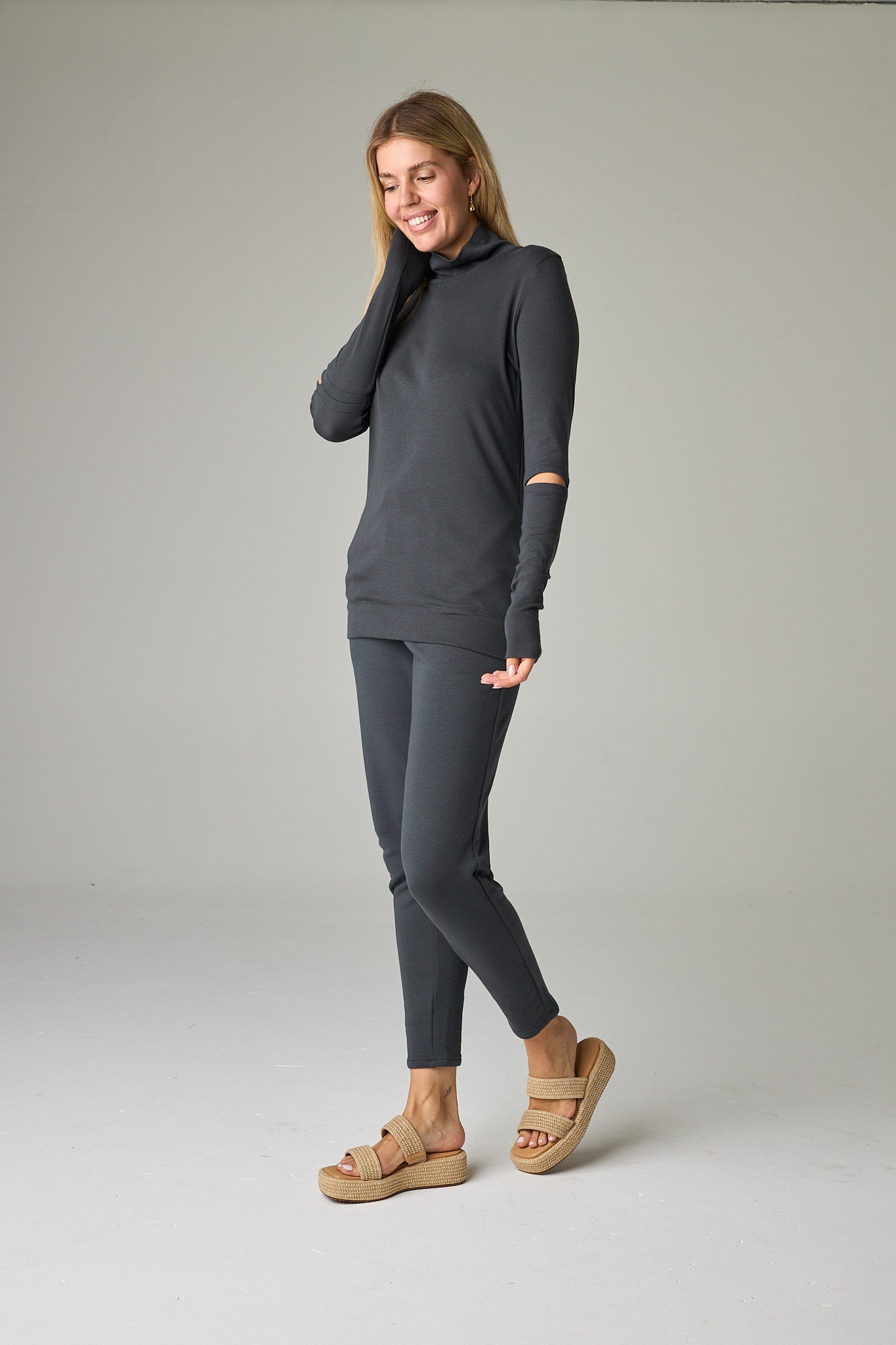 Slate – Cool, versatile grey