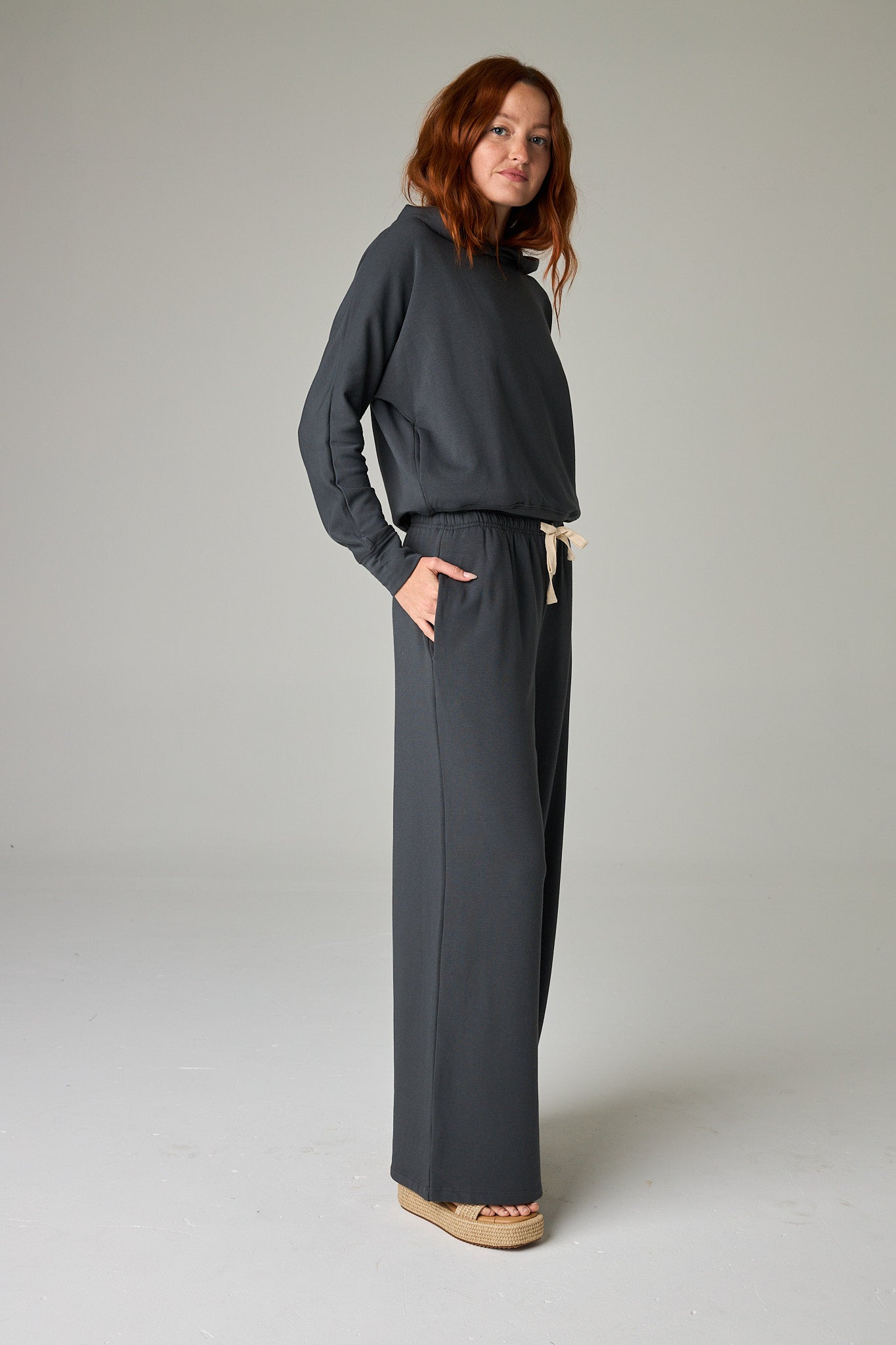 Slate – Cool, versatile grey