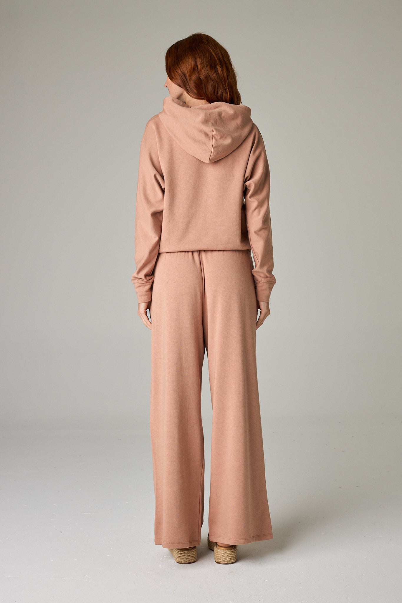 Desert Sand – Sophisticated pinkish tan