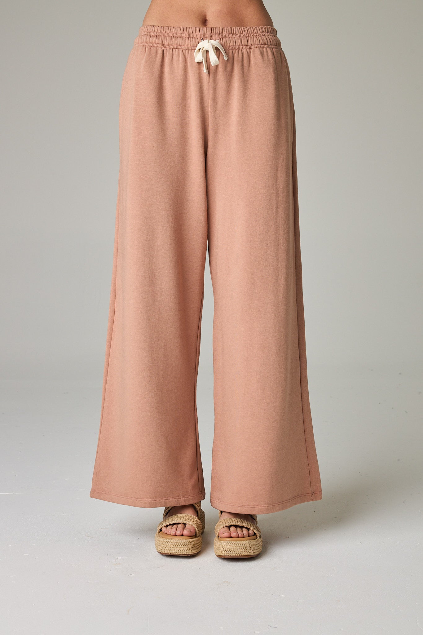 Desert Sand – Sophisticated pinkish tan