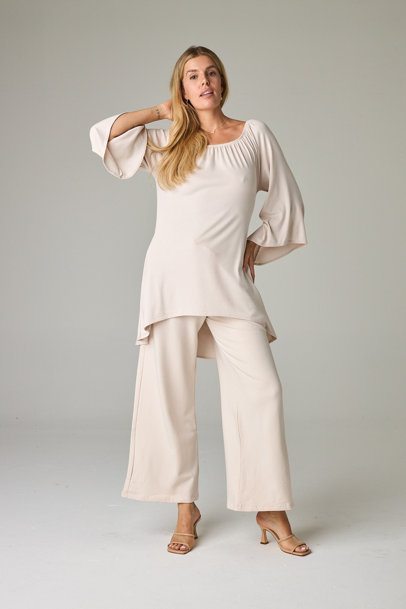 Bone – Refined, soft ivory