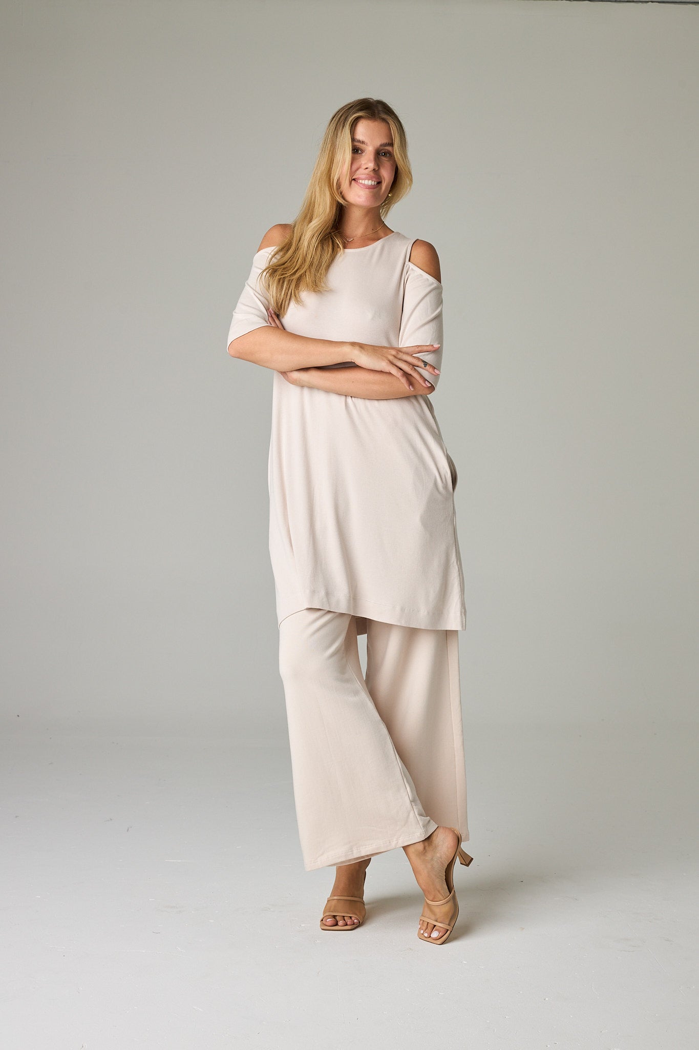 Bone – Refined, soft ivory