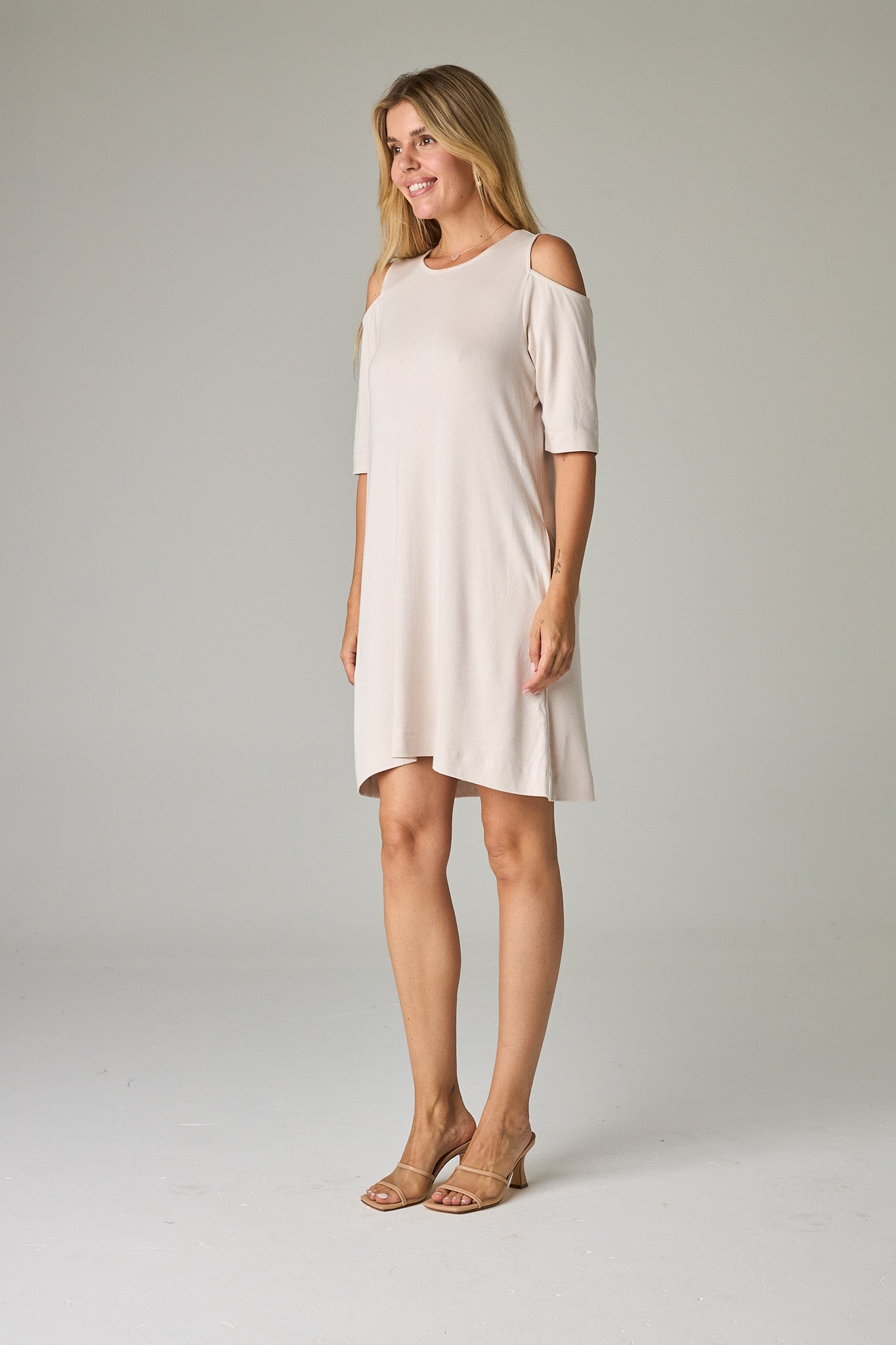 Bone – Refined, soft ivory