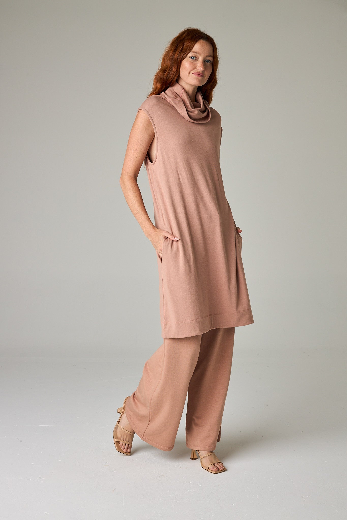 Desert Sand – Sophisticated pinkish tan