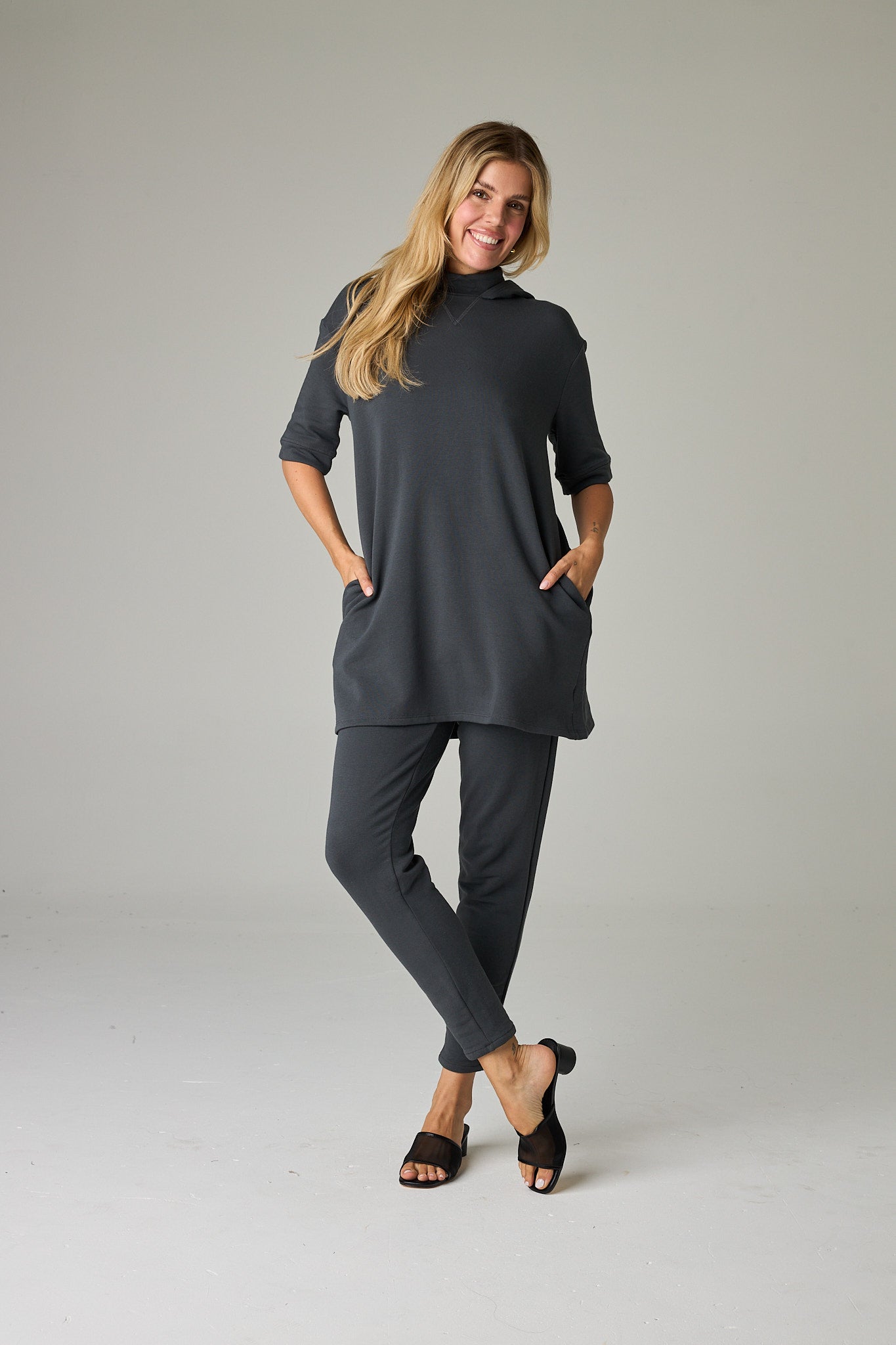 Slate – Cool, versatile grey