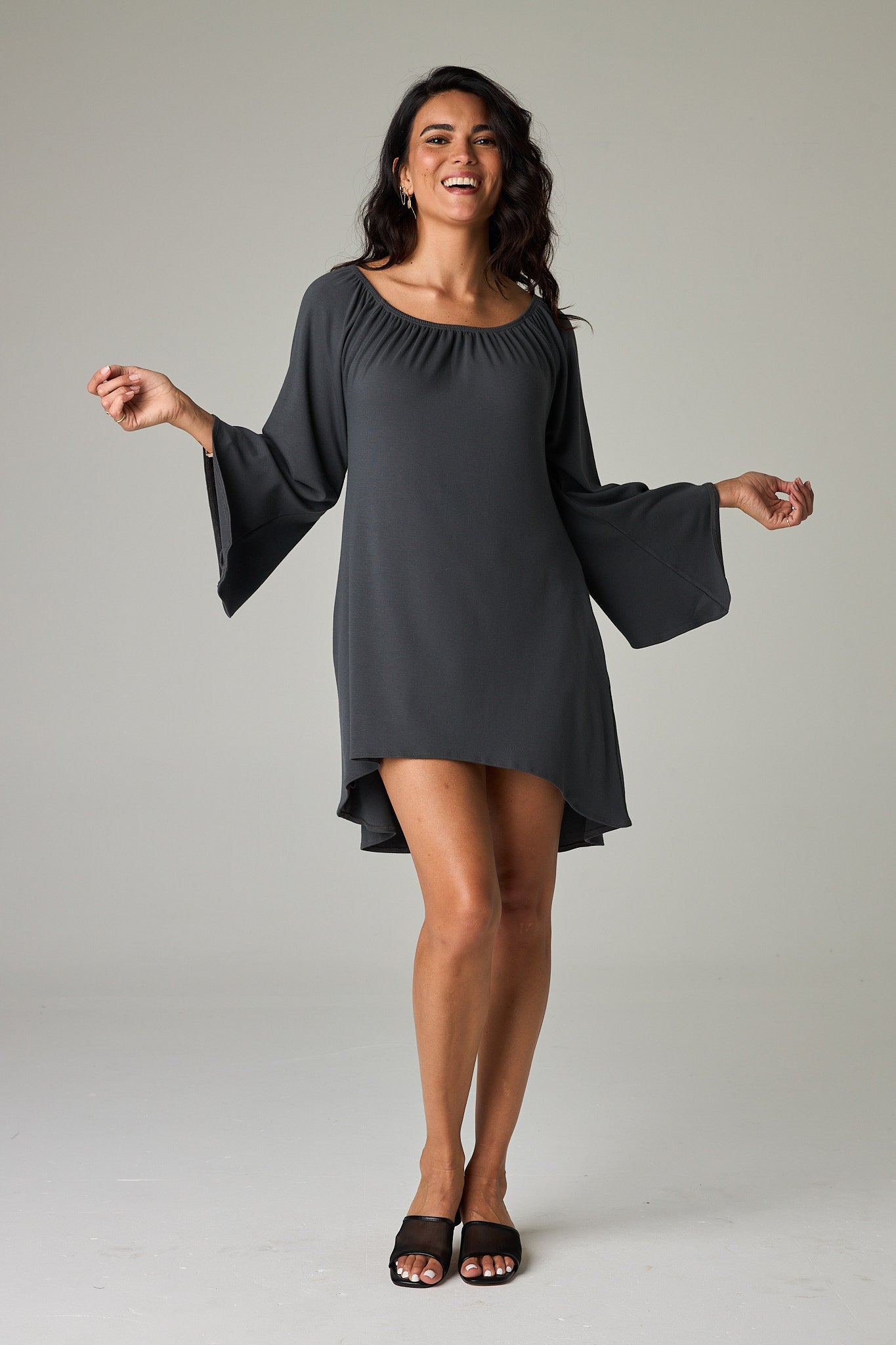 Slate – Cool, versatile grey