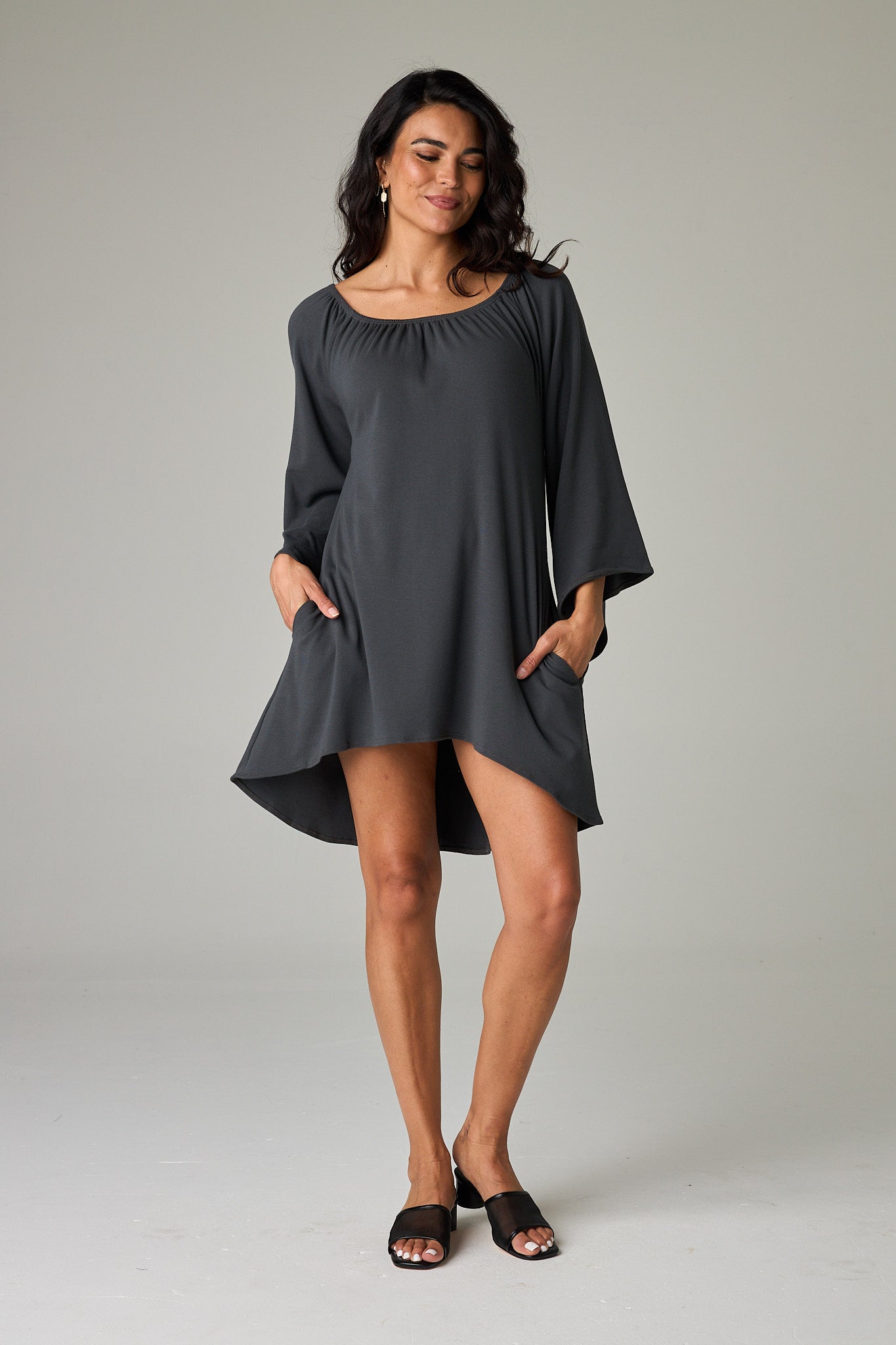 Slate – Cool, versatile grey